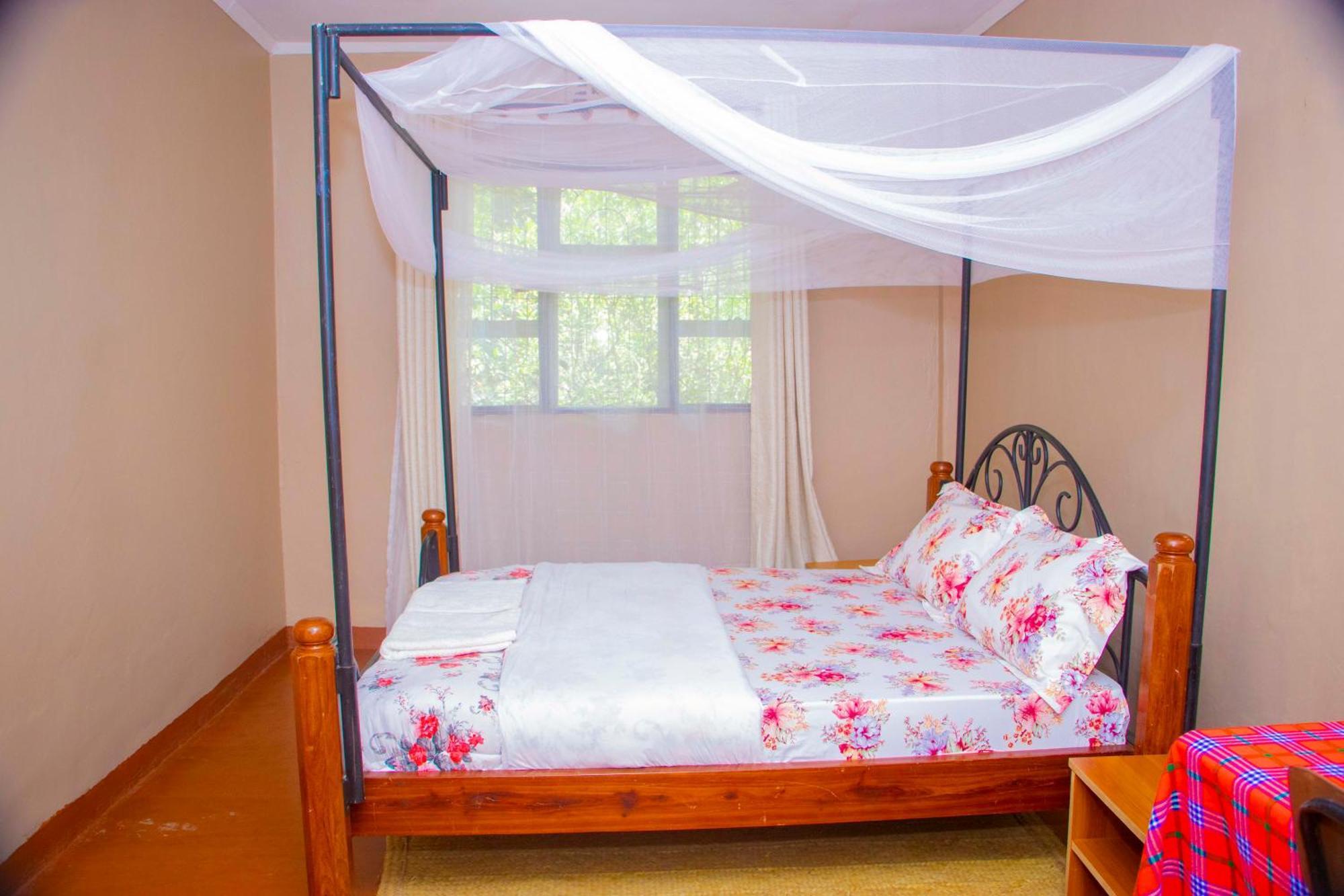 Shamba Hostel Usa River Extérieur photo
